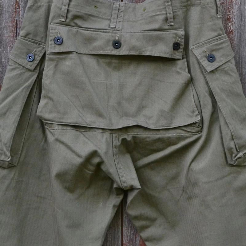 Men's Vintage Multi-pocket Straight-Leg Loose Cargo Trousers 31031389M