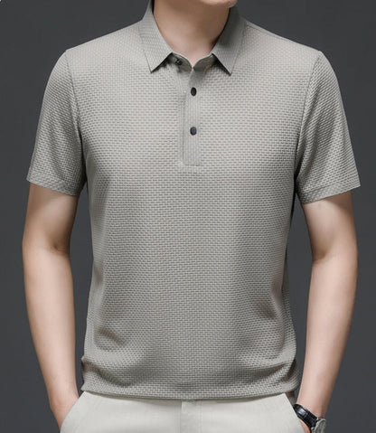 Polo de Seda: Elegancia en Camisa